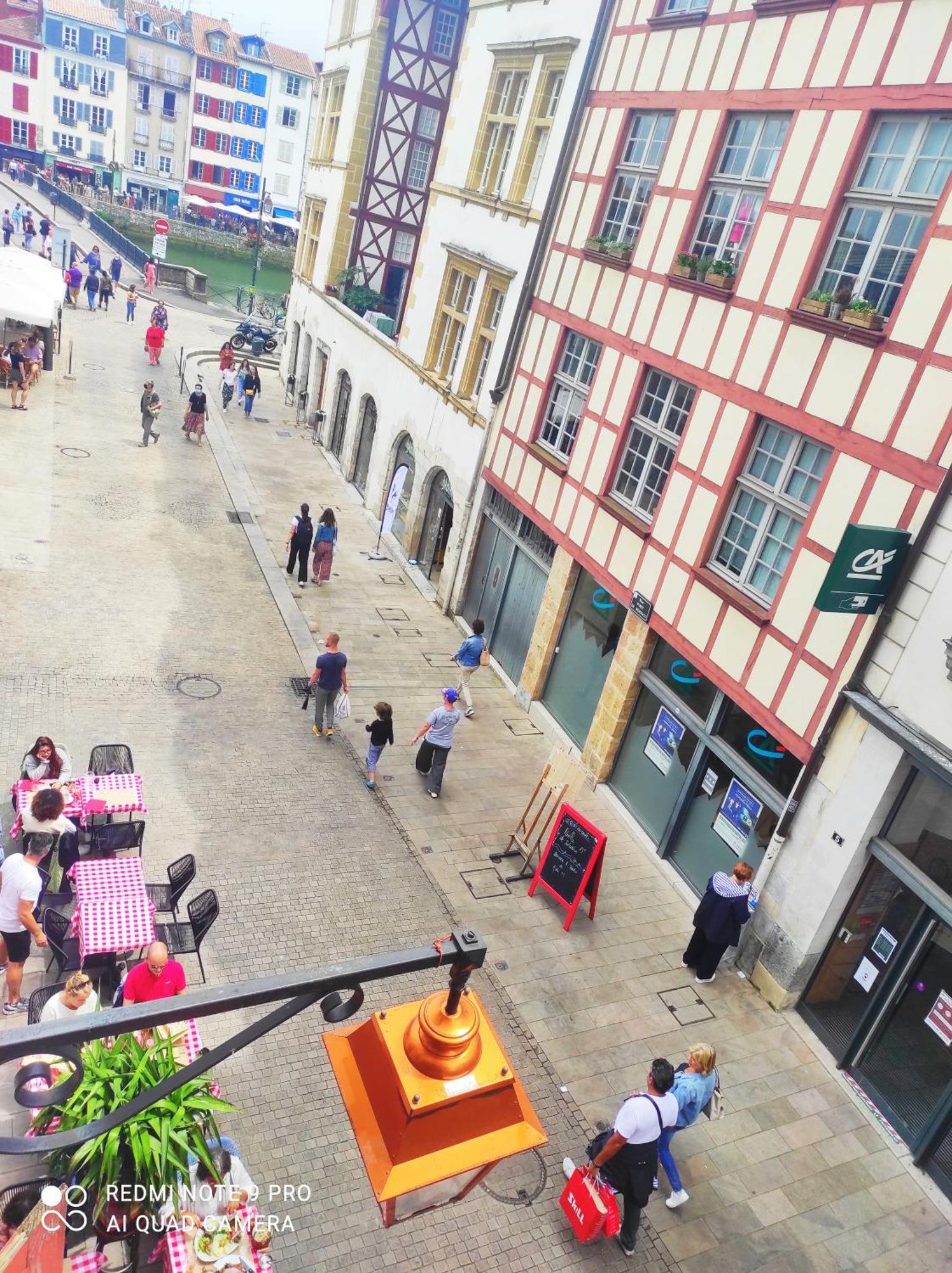 Carre Des Halles Centre Historique Apartment Bayonne Bilik gambar